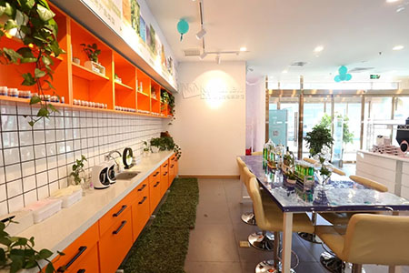 未来美妆店铺理想的模式——打造美妆乐园！