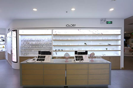 未来美妆店铺理想的模式——打造美妆乐园！